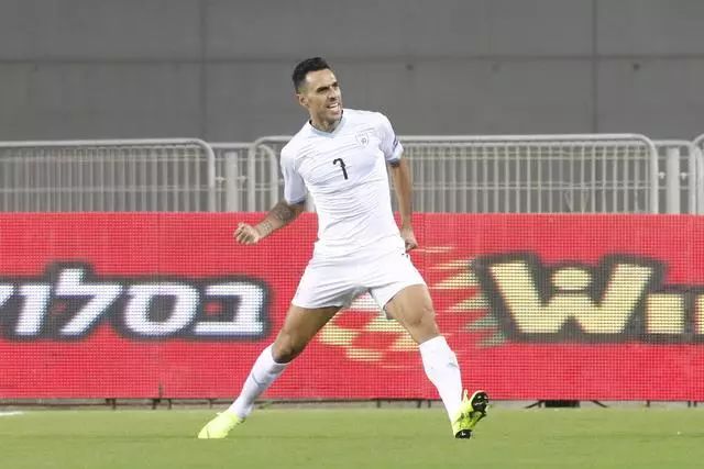  法甲金靴争夺激烈，三人同入二十球大关  