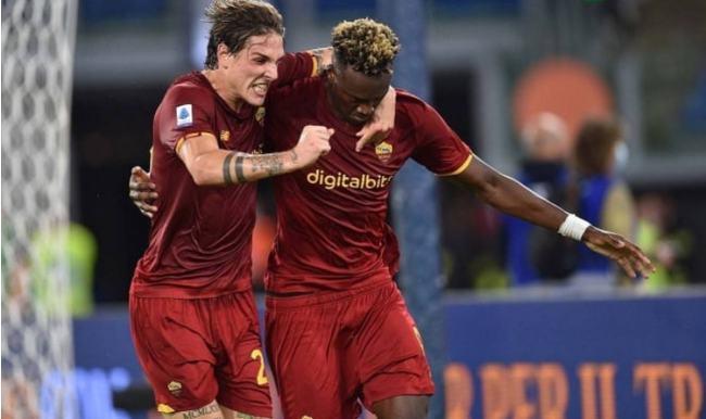  那不勒斯客场雨战险胜斯佩齐亚继续领跑积分榜